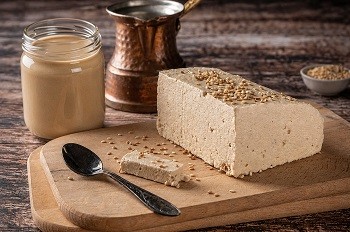 حلاوة وطحينة